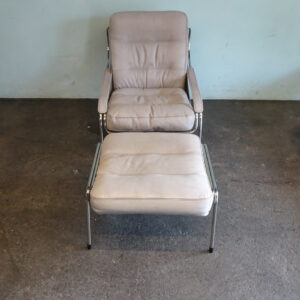 Sessel und Hocker Maggiolina